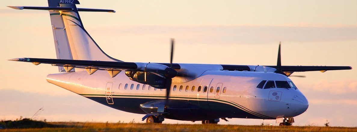 L'ATR42 au couché de soleil