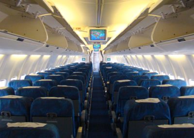 B737-300's cabin