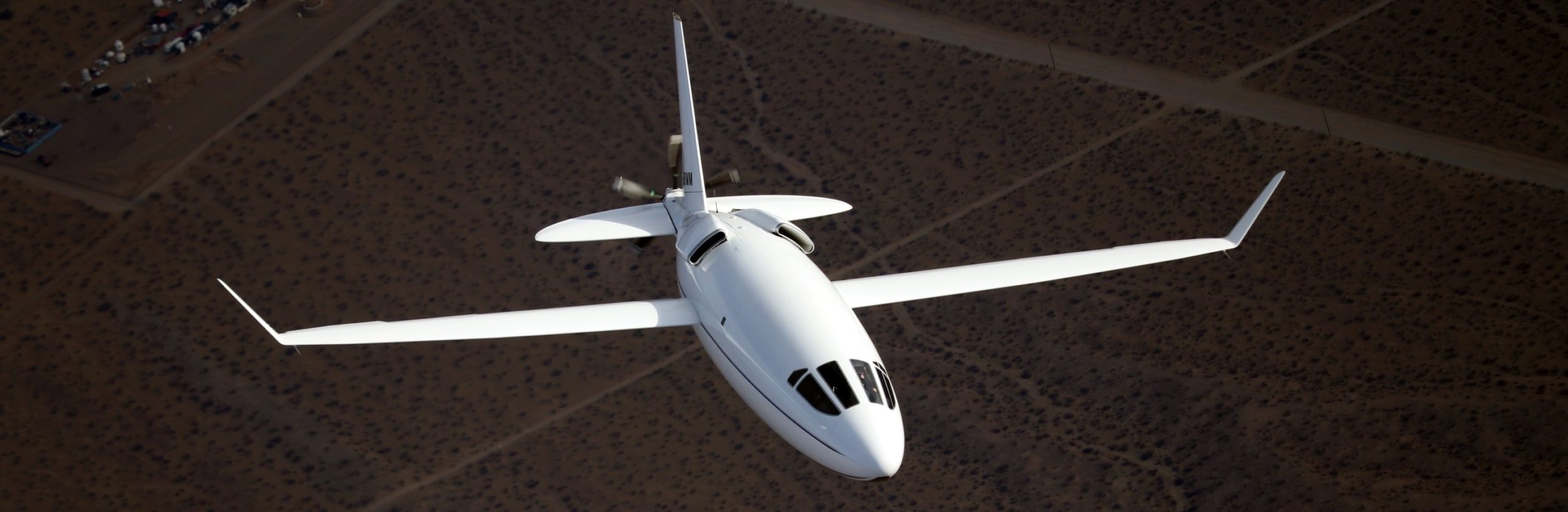 The CELERA 500L flying over desert