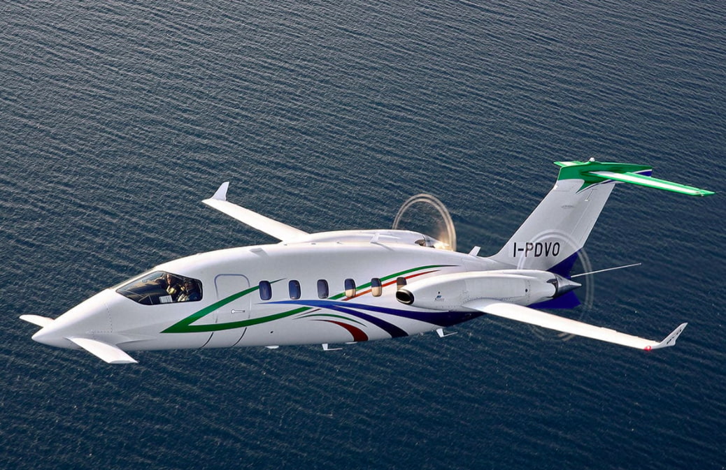 The Piaggio Avanti P180 EVO in flight