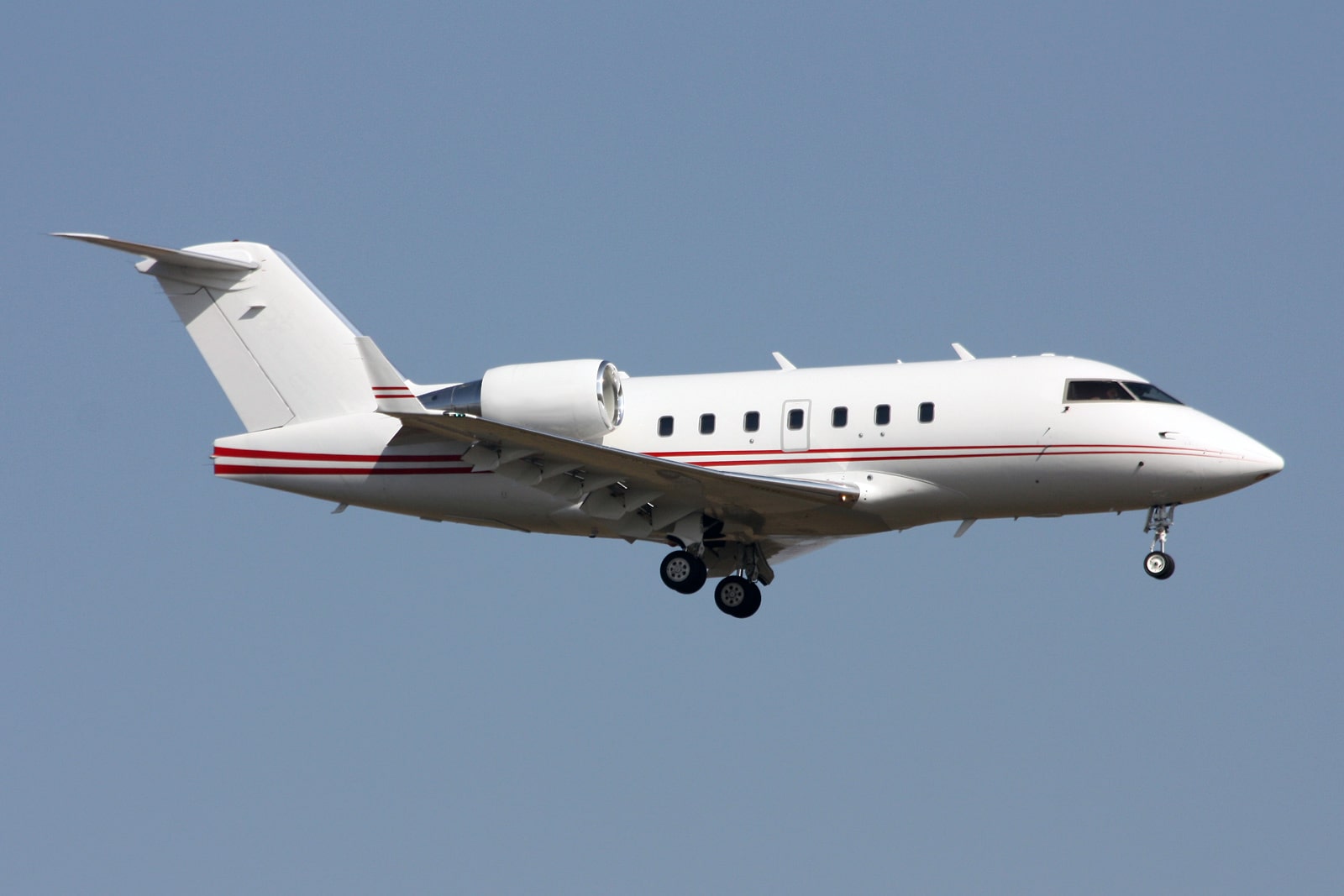 Bombardier Challenger 604 for sale