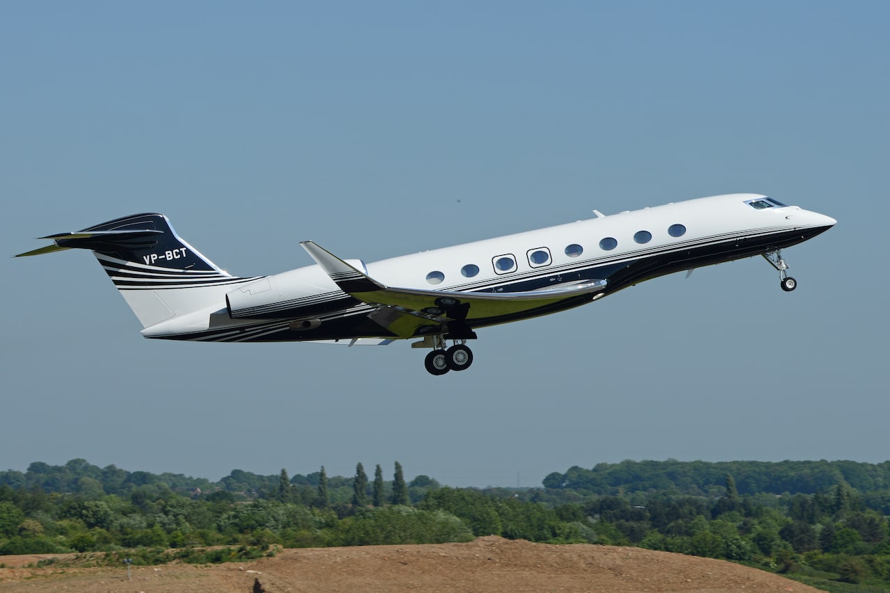 The gulfstream G650 take-off