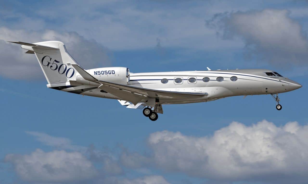 The Gulfstream G500 landing